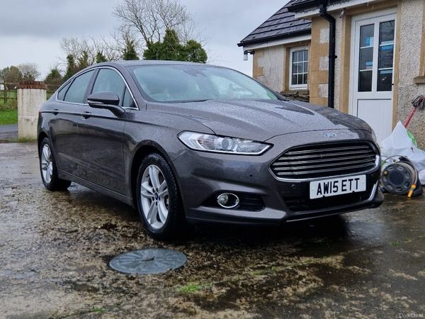 Ford Mondeo Hatchback, Diesel, 2015, Grey