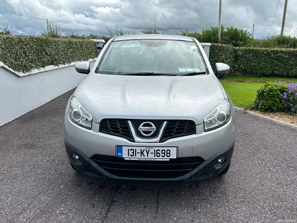 Nissan Qashqai Hatchback, Diesel, 2013, Silver