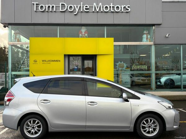 Toyota Prius Hatchback, Petrol Hybrid, 2019, Silver
