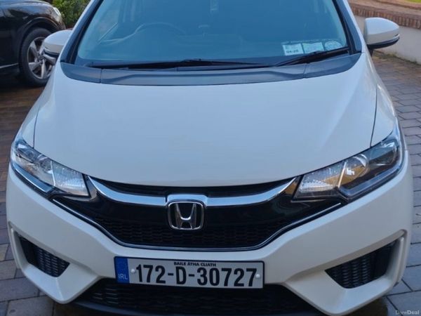 Honda Fit Hatchback, Petrol Hybrid, 2017, White