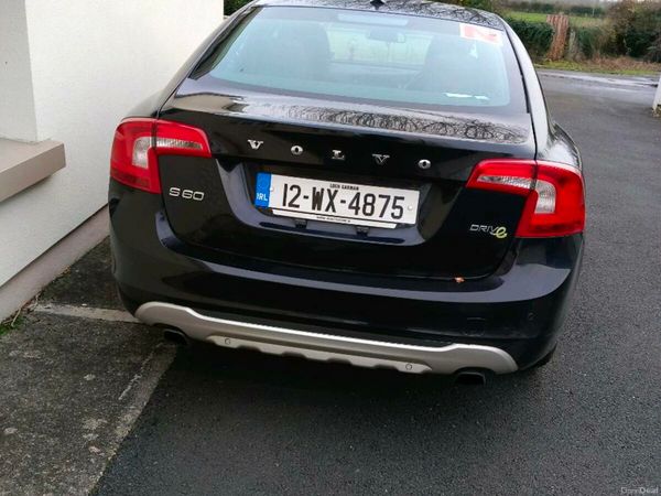 Volvo S60 Saloon, Petrol, 2012, Black
