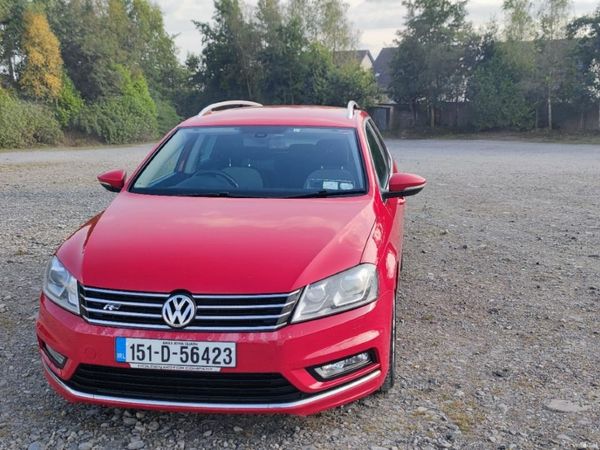 Volkswagen Passat Estate, Petrol, 2015, Red