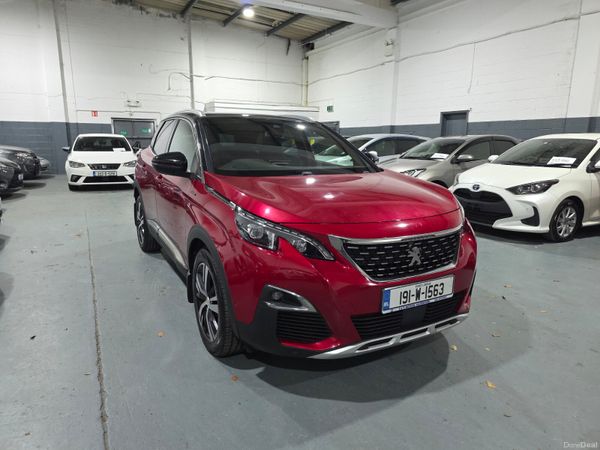 Peugeot 3008 MPV, Diesel, 2019, Red
