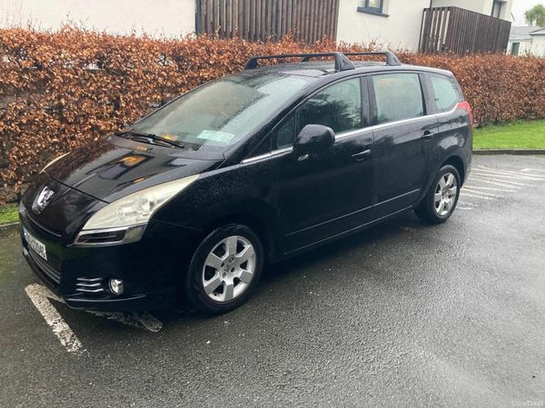 Peugeot 5008 MPV, Diesel, 2010, Black