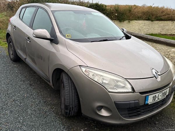 Renault Megane Hatchback, Diesel, 2010, Gold