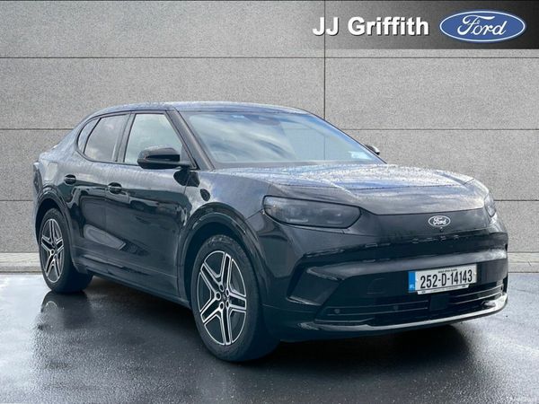 Ford Capri MPV, Electric, 2025, Black