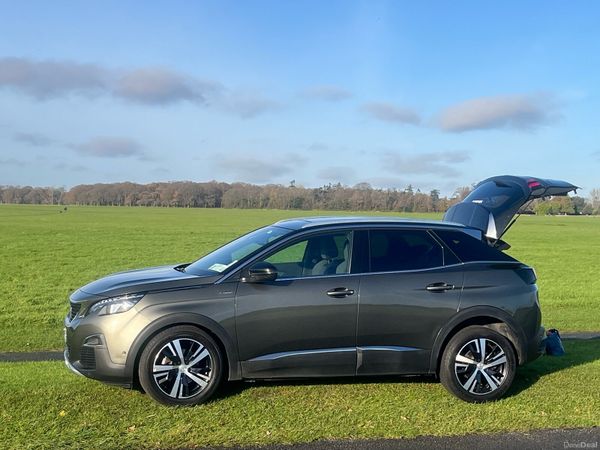 Peugeot 3008 MPV, Petrol, 2020, Grey