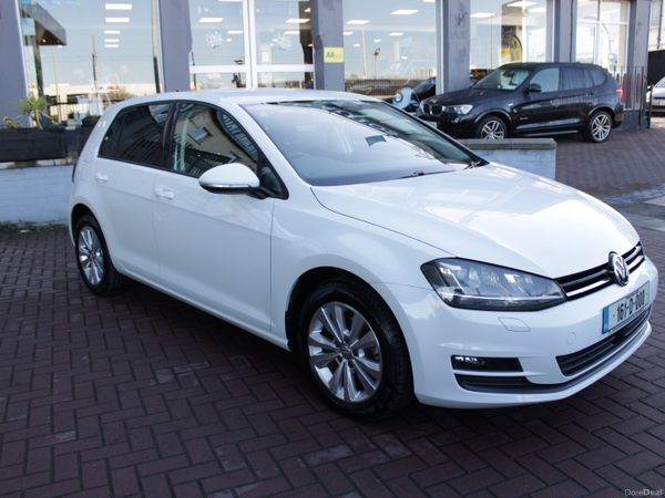 Volkswagen Golf Hatchback, Petrol, 2016, White
