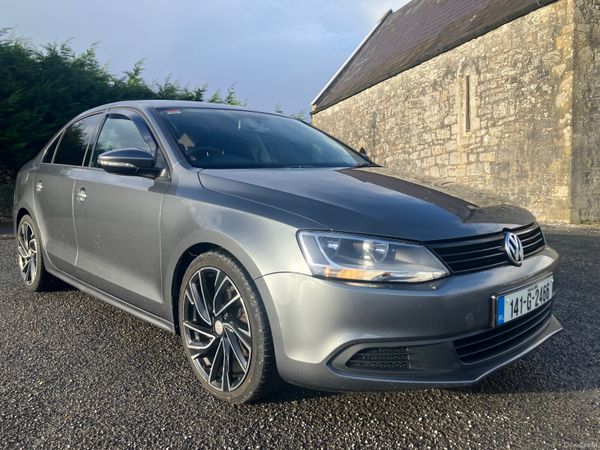 Volkswagen Jetta Saloon, Diesel, 2014, Grey