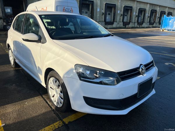 Volkswagen Polo Hatchback, Petrol, 2012, White