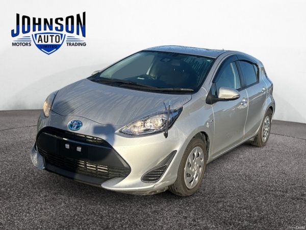 Toyota Aqua Hatchback, Petrol Hybrid, 2018, Silver