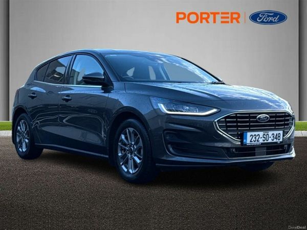 Ford Focus Hatchback, Petrol, 2023, Grey