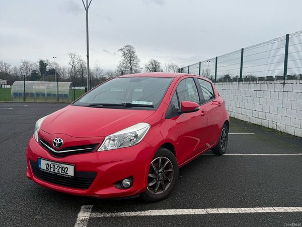 Toyota Yaris Hatchback, Petrol, 2013, Red