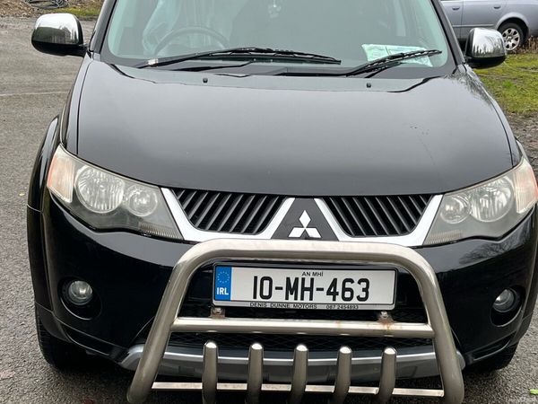 Mitsubishi Outlander SUV, Diesel, 2010, Black