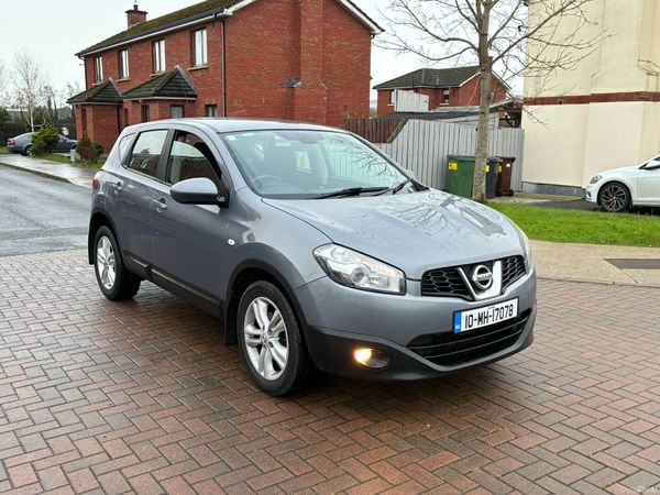 Nissan Qashqai Hatchback, Diesel, 2010, Grey