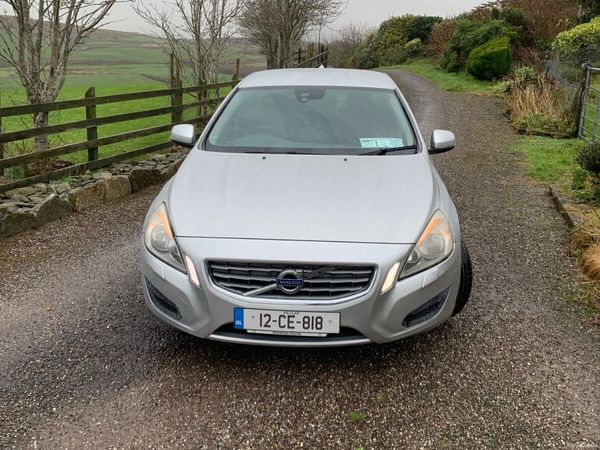 Volvo S60 Saloon, Diesel, 2012, Silver