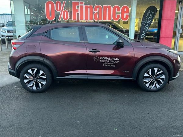 Nissan Juke MPV, Petrol Hybrid, 2025, Red