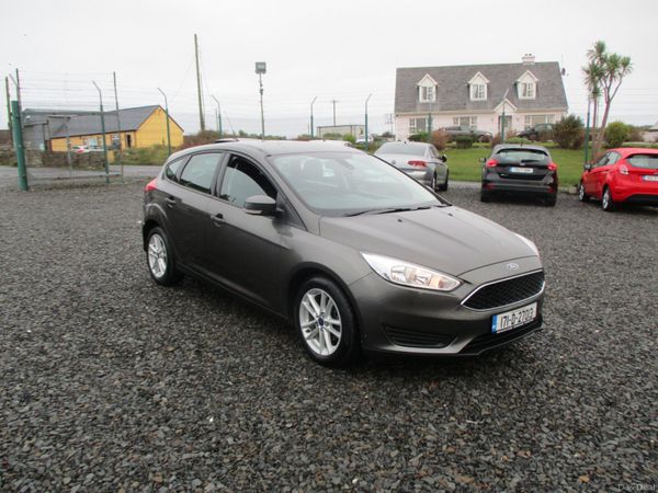 Ford Focus Hatchback, Diesel, 2017, Grey