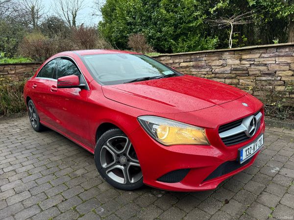 Mercedes-Benz CLA Saloon, Petrol, 2013, Red
