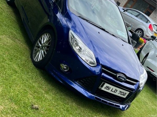 Ford Focus Hatchback, Diesel, 2015, Blue