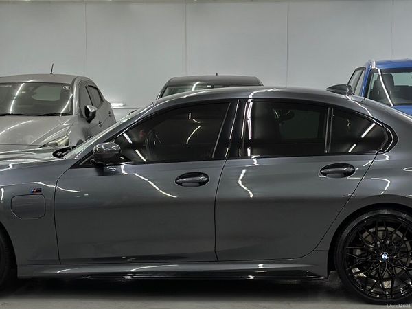 BMW 3-Series Saloon, Petrol Plug-in Hybrid, 2019, Grey