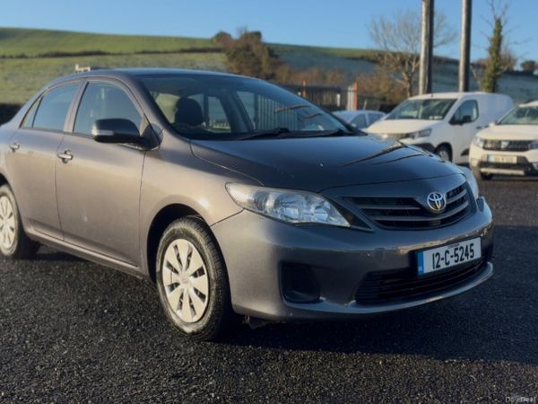 Toyota Corolla Saloon, Petrol, 2012, Grey
