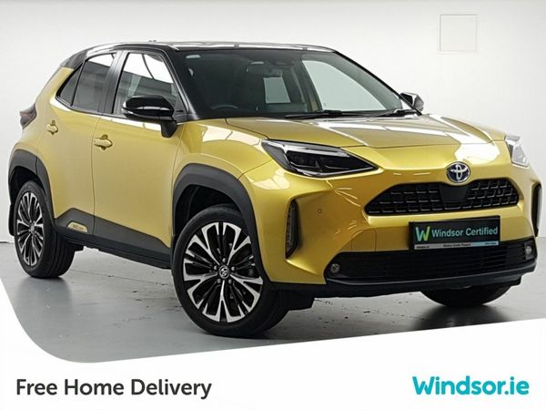 Toyota Yaris Cross Hatchback, Petrol Hybrid, 2022, Yellow