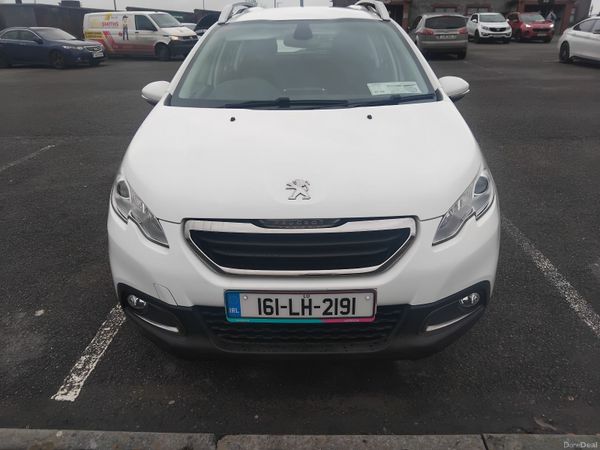 Peugeot 2008 SUV, Petrol, 2016, White