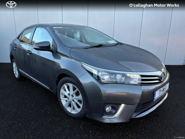 Toyota Corolla Saloon, Diesel, 2017, Grey