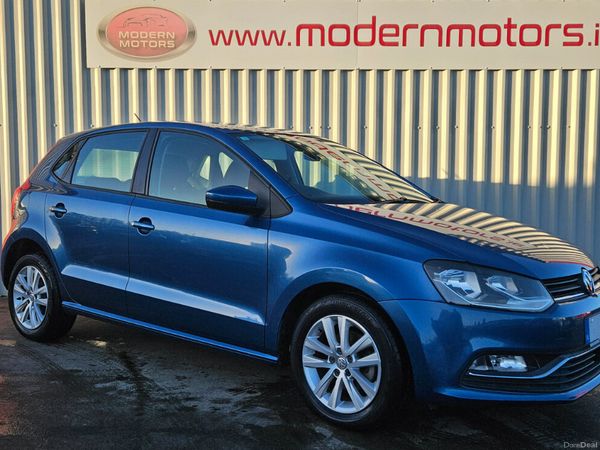Volkswagen Polo Hatchback, Petrol, 2017, Blue