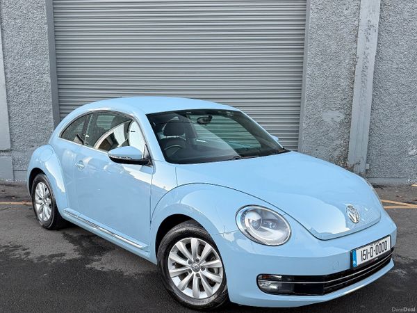 Volkswagen Beetle Hatchback, Petrol, 2015, Blue