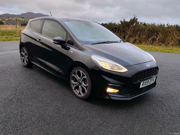 Ford Fiesta Hatchback, Petrol, 2019, Black