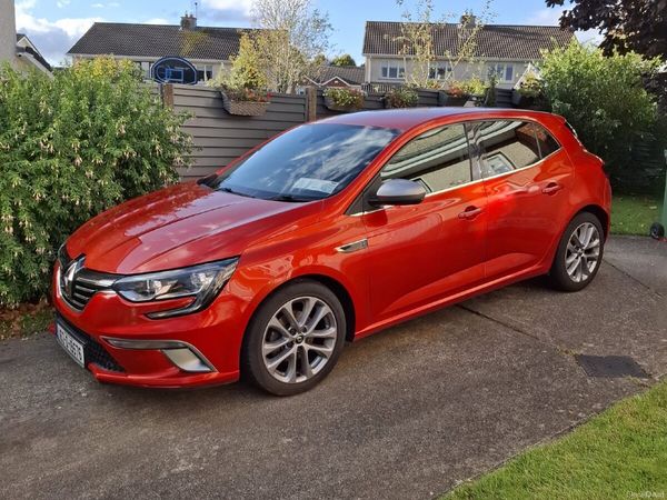 Renault Megane Hatchback, Diesel, 2016, Red