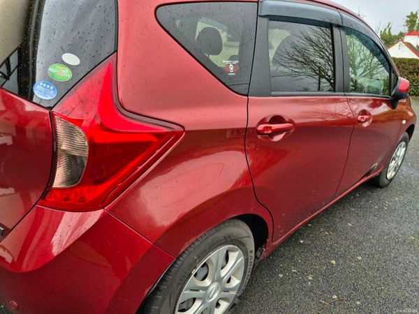Nissan Note MPV, Petrol, 2014, Red