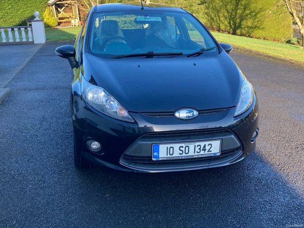 Ford Fiesta Hatchback, Diesel, 2010, Black