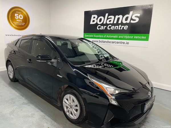 Toyota Prius Hatchback, Petrol Hybrid, 2017, Black