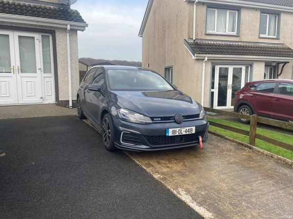 Volkswagen Golf Hatchback, Petrol Plug-in Hybrid, 2018, Blue