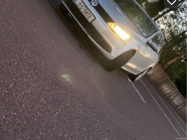 Volkswagen Jetta Saloon, Diesel, 2011, Silver