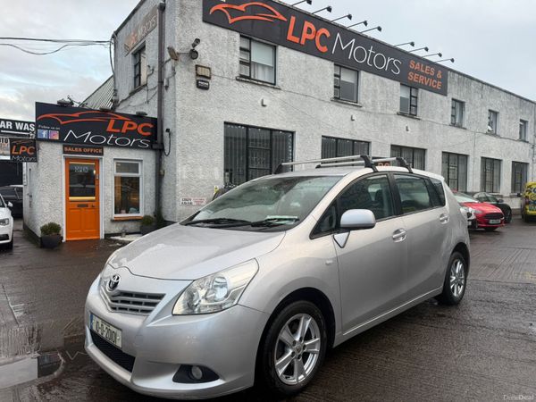 Toyota Verso MPV, Diesel, 2010, Silver