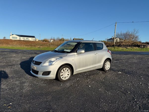 Suzuki Swift Hatchback, Petrol, 2012, Silver