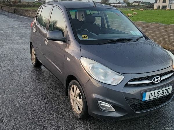Hyundai i10 Hatchback, Petrol, 2011, Grey