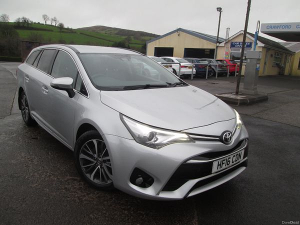 Toyota Avensis Estate, Diesel, 2016, Silver