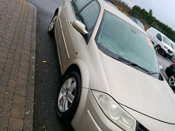 Renault Megane Saloon, Petrol, 2007, Yellow