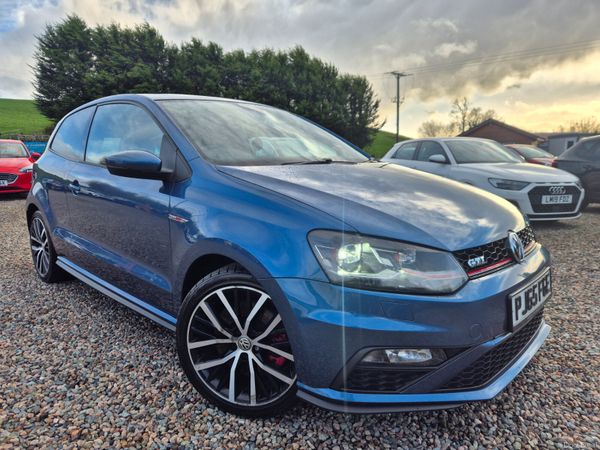 Volkswagen Polo Hatchback, Petrol, 2015, Blue