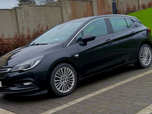 Vauxhall Astra Hatchback, Diesel, 2016, Black