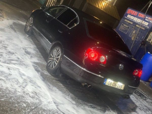 Volkswagen Passat Saloon, Diesel, 2008, Black