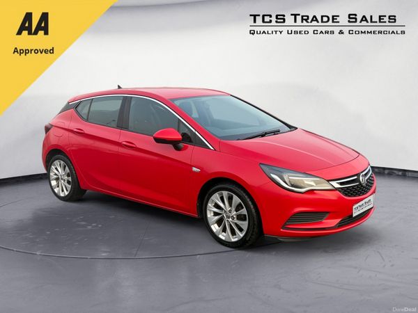Vauxhall Astra Hatchback, Diesel, 2017, Red