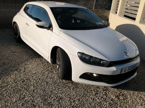 Volkswagen Scirocco Hatchback, Petrol, 2014, White