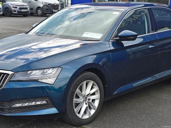 Skoda Superb Saloon, Diesel, 2022, Blue