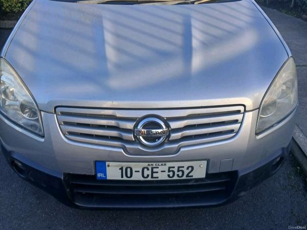 Nissan Qashqai+2 Hatchback, Diesel, 2010, Silver